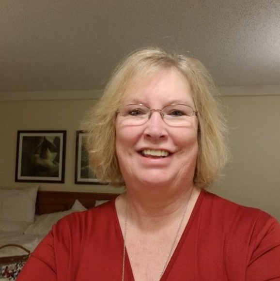 Meet your Posher, Karen - Picture 1 of 1